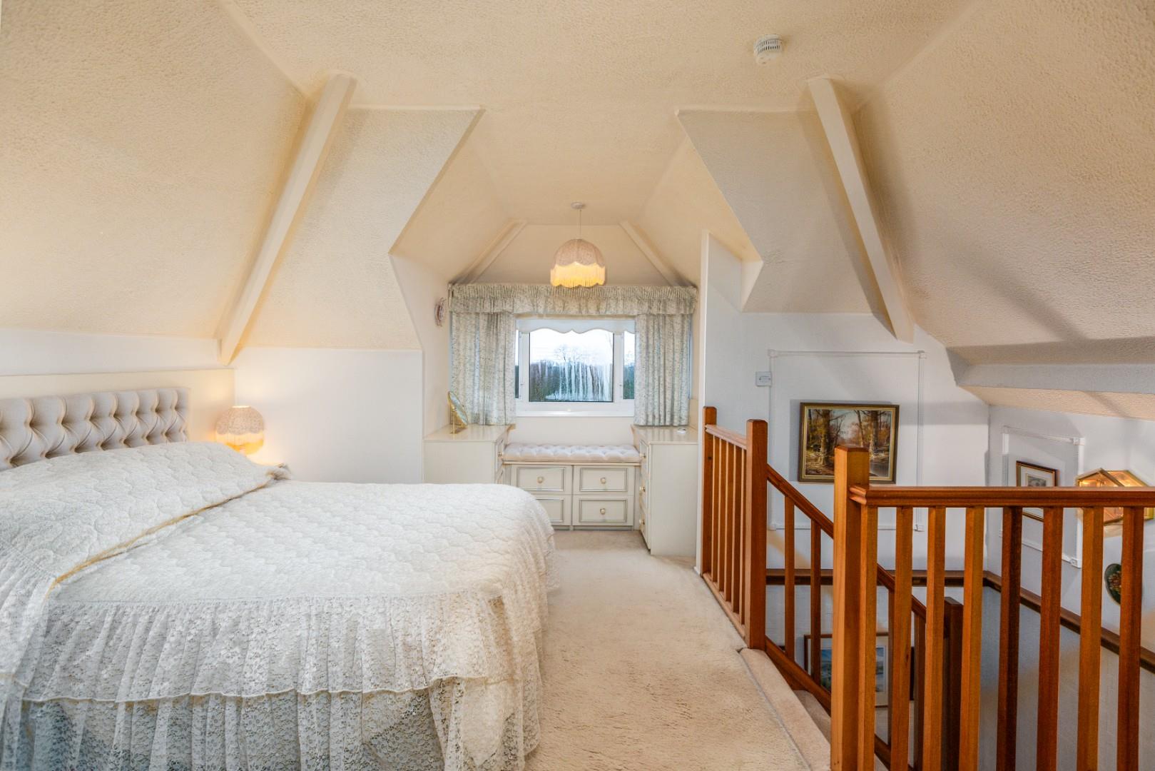 Espalone, Murton, Swansea, SA3 3AH